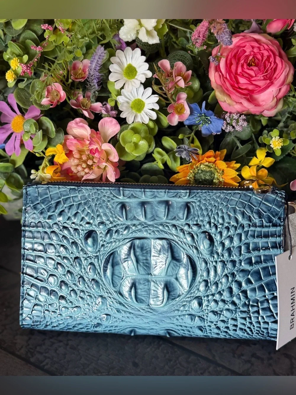 HTF Brahmin Adia Retro BLUE 2x EYES Wristlet Clutch Wallet NWT SIMILAR TO DAISY